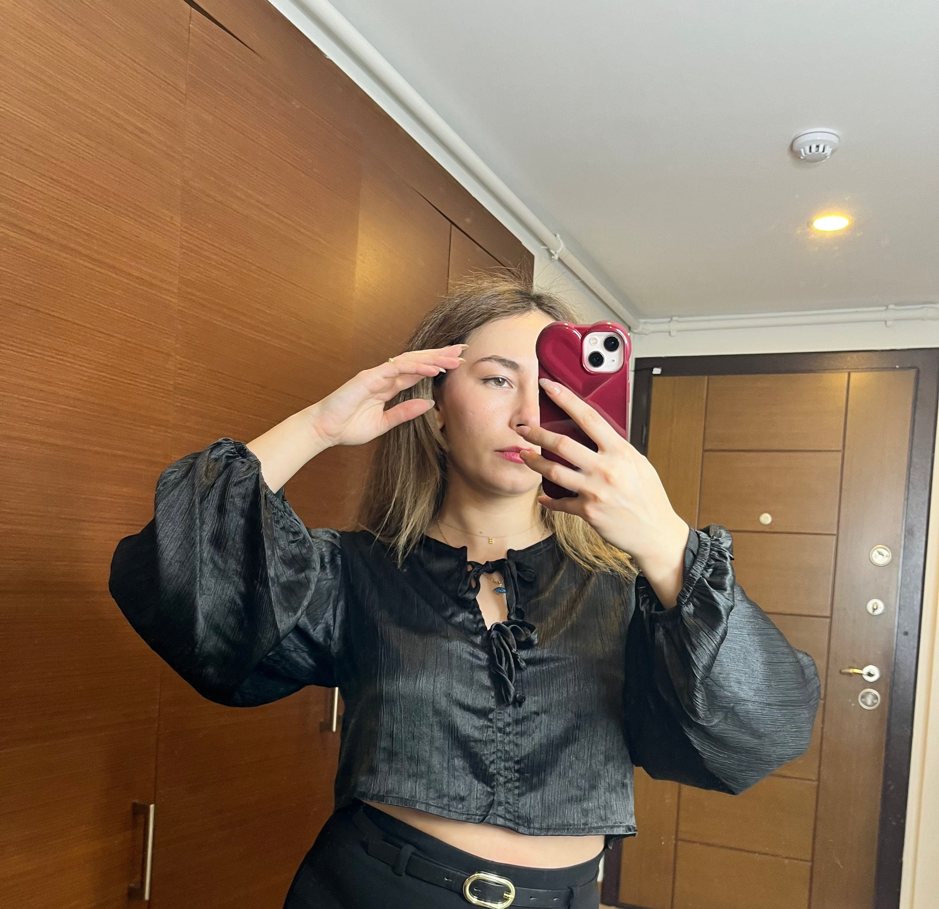Kraslı Kısa Bluz