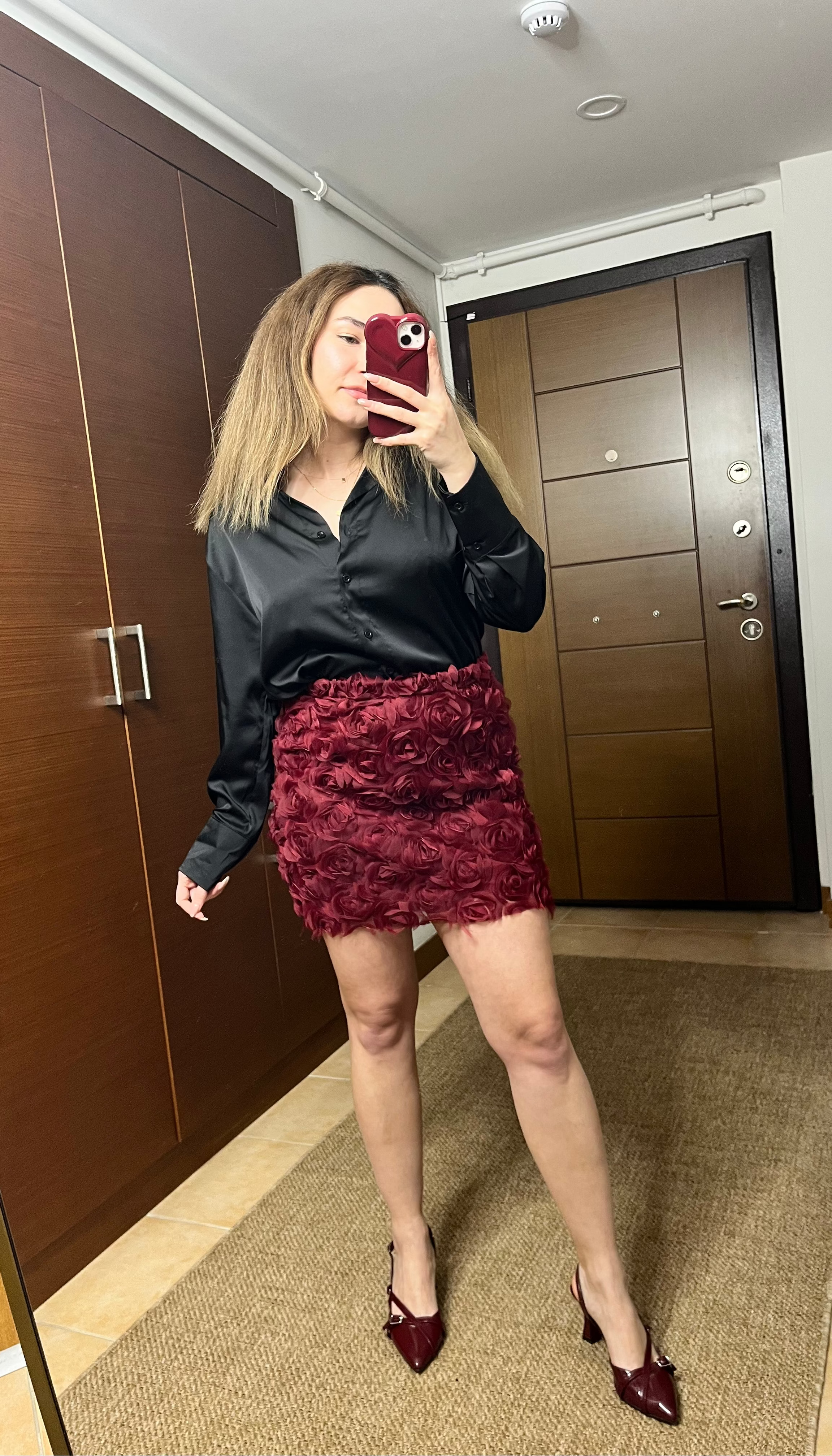 Gül Detay Bordo Etek